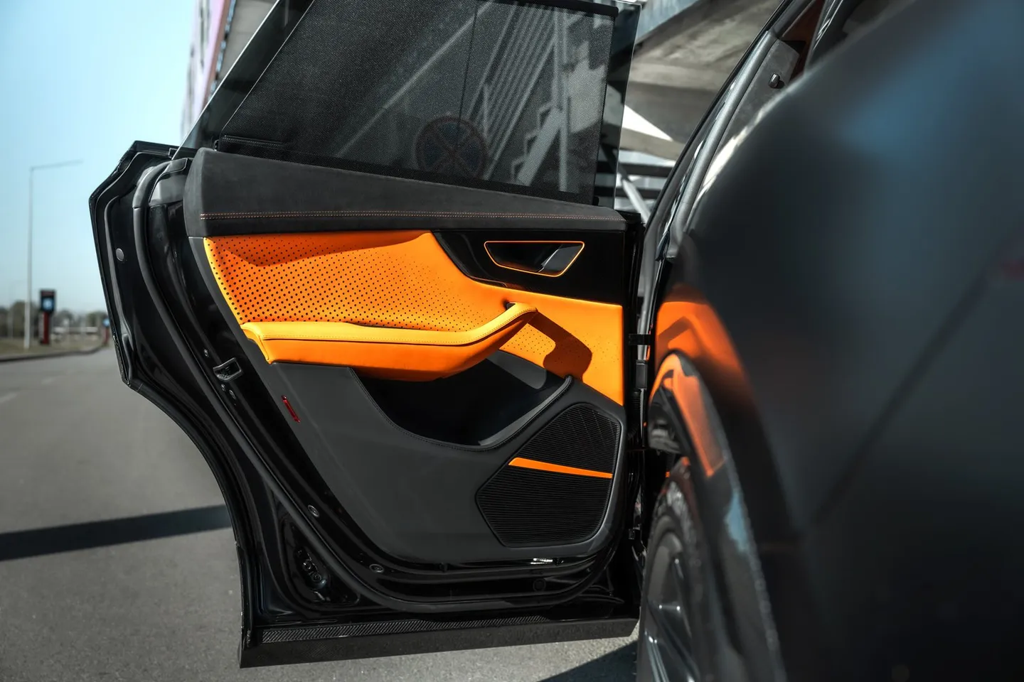 Audi RSQ8 / Фото 50