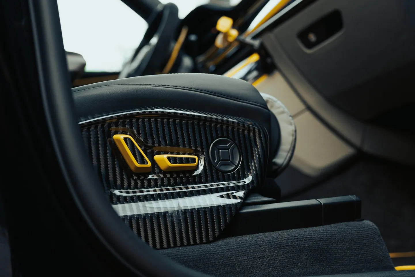 Audi RSQ8 «Bestia» / Фото 75