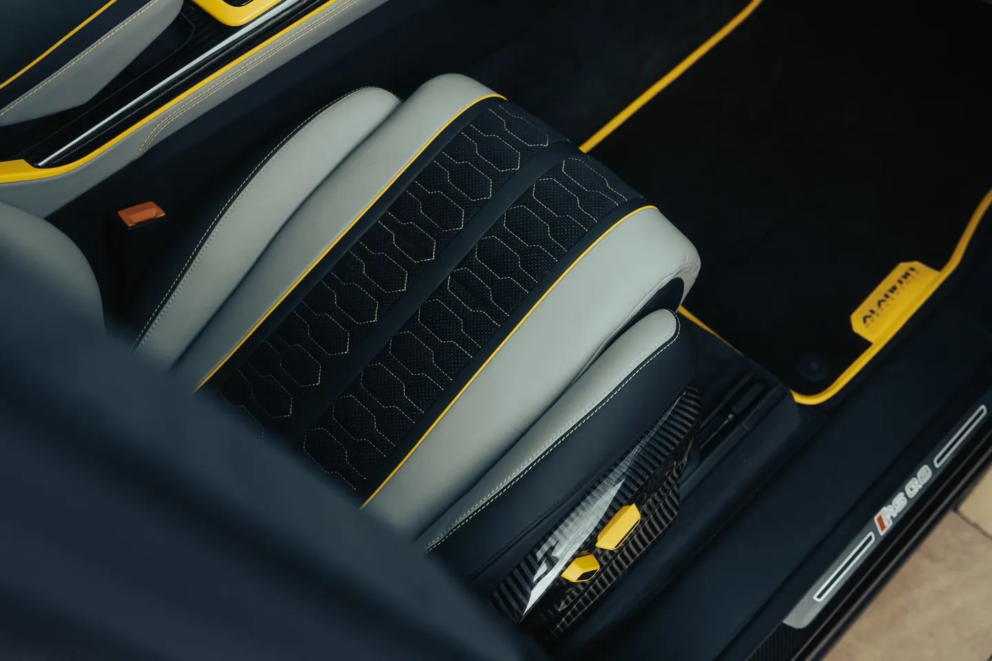 Audi RSQ8 «Bestia» / Фото 71