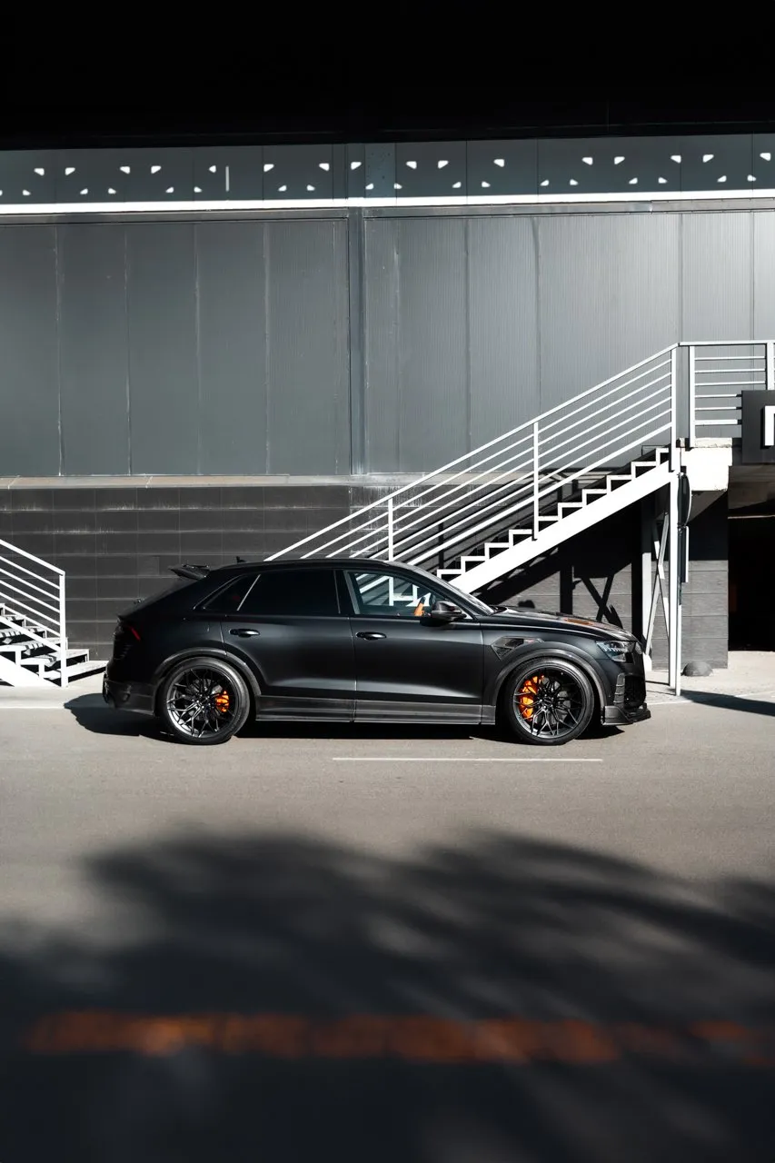 Audi RSQ8 / Фото 28