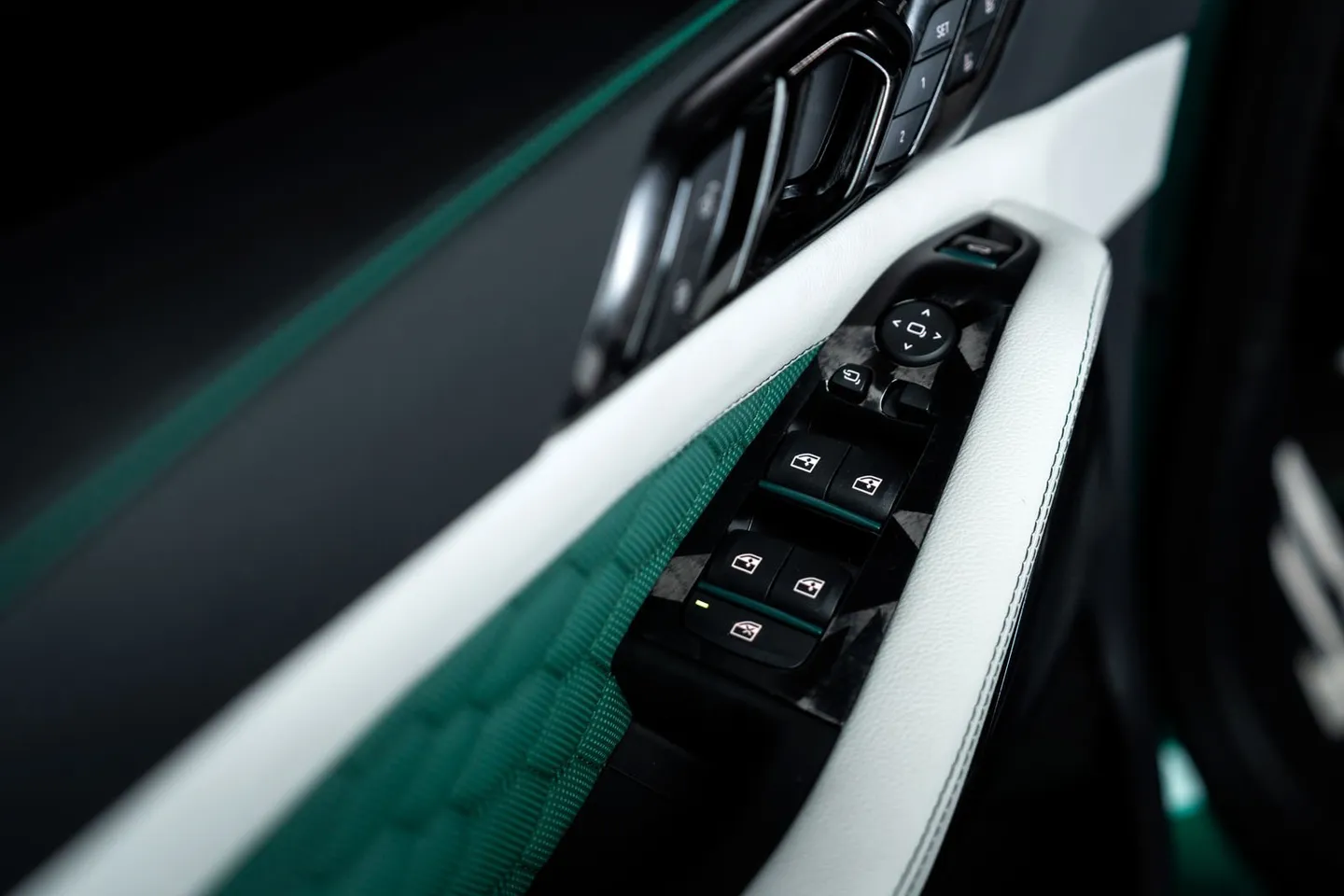 BMW X5M / Фото 7