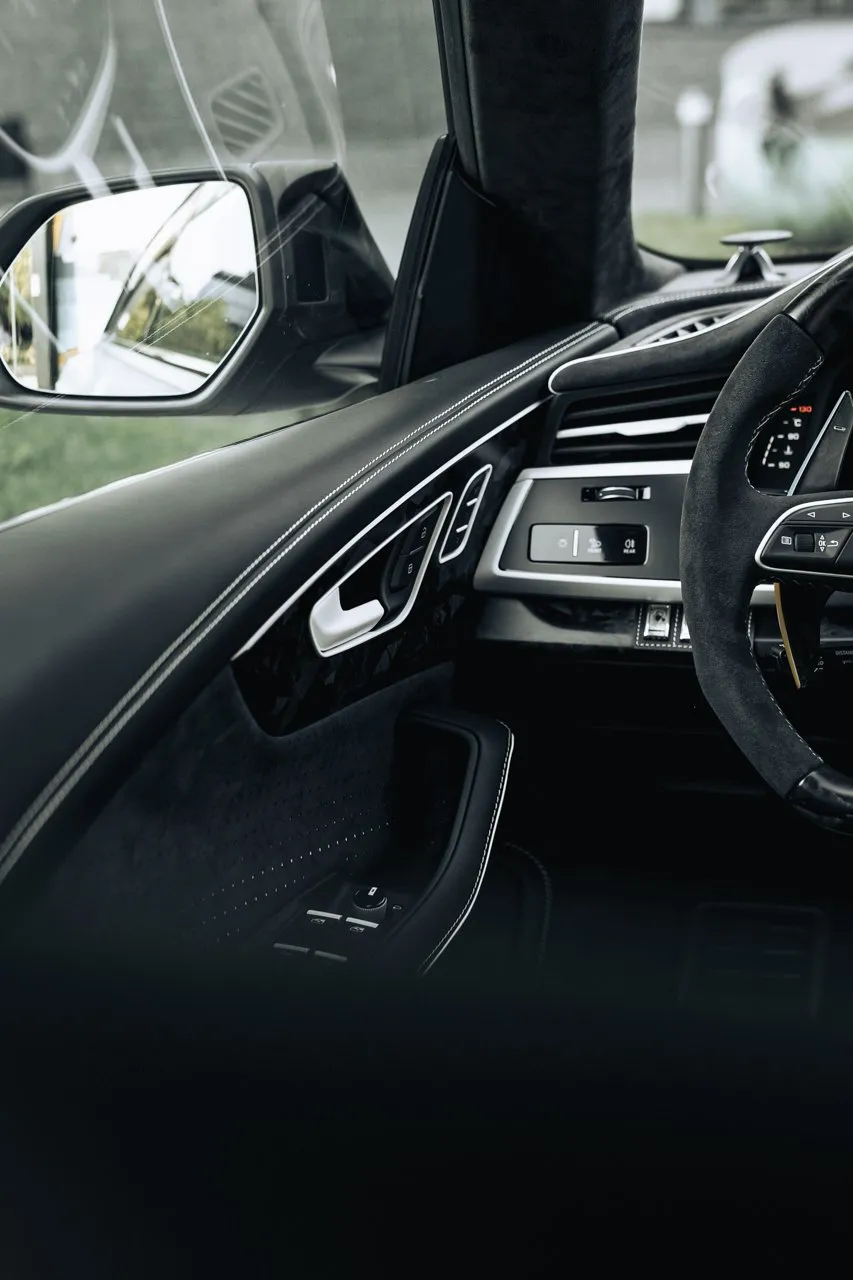 Audi RSQ8 / Фото 89