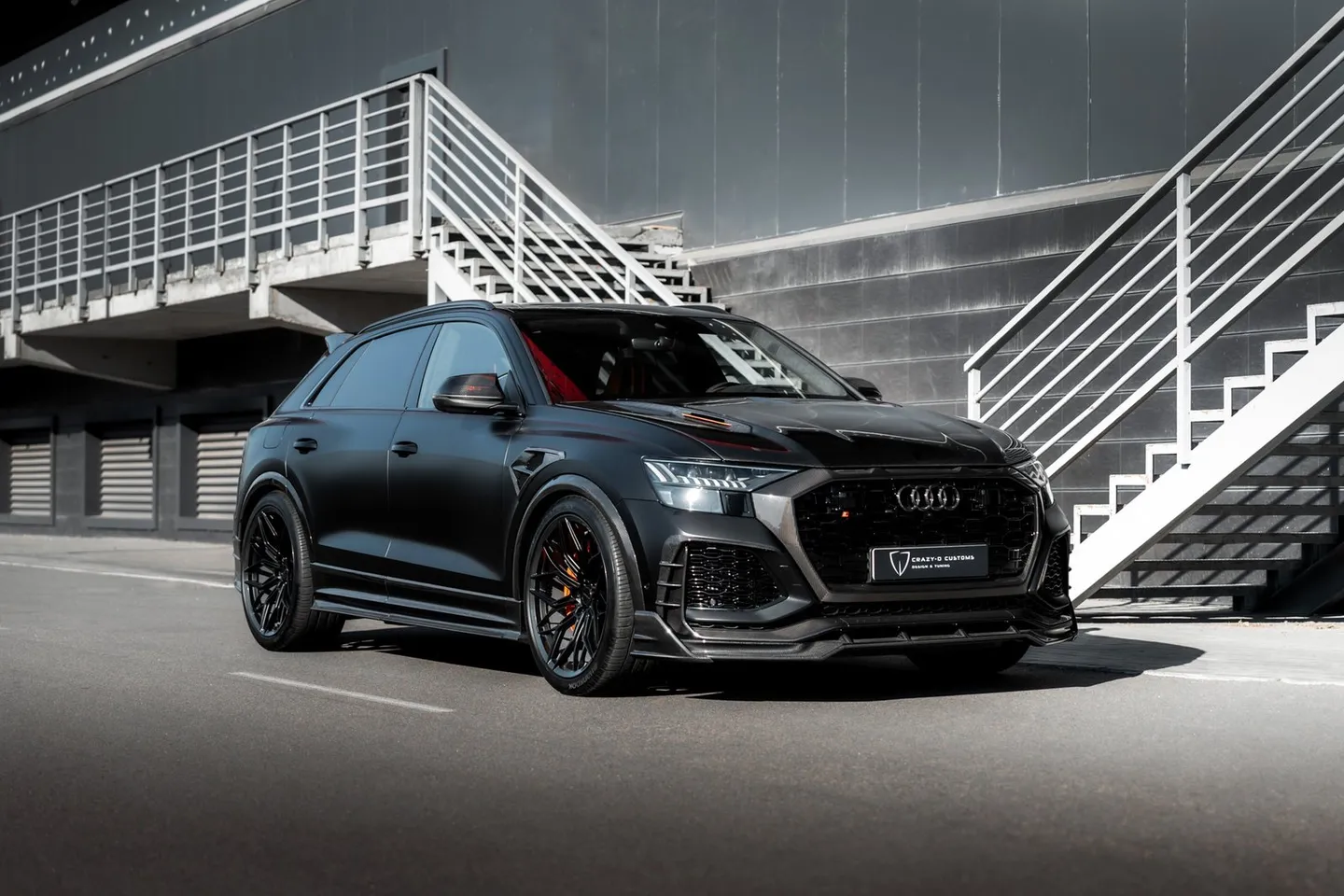 Audi RSQ8 / Фото 29
