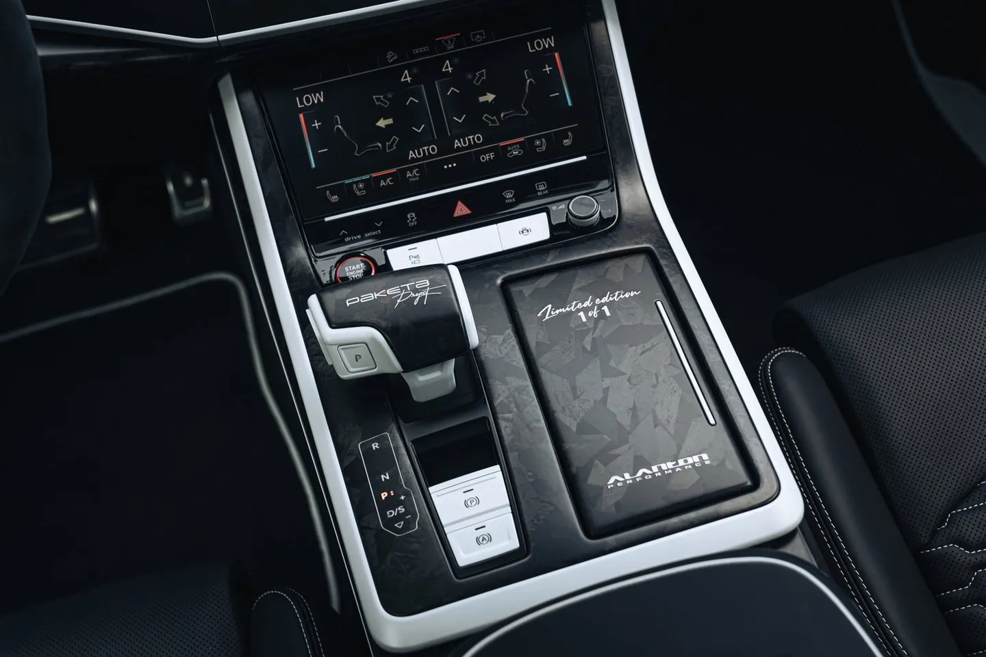 Audi RSQ8 / Фото 37