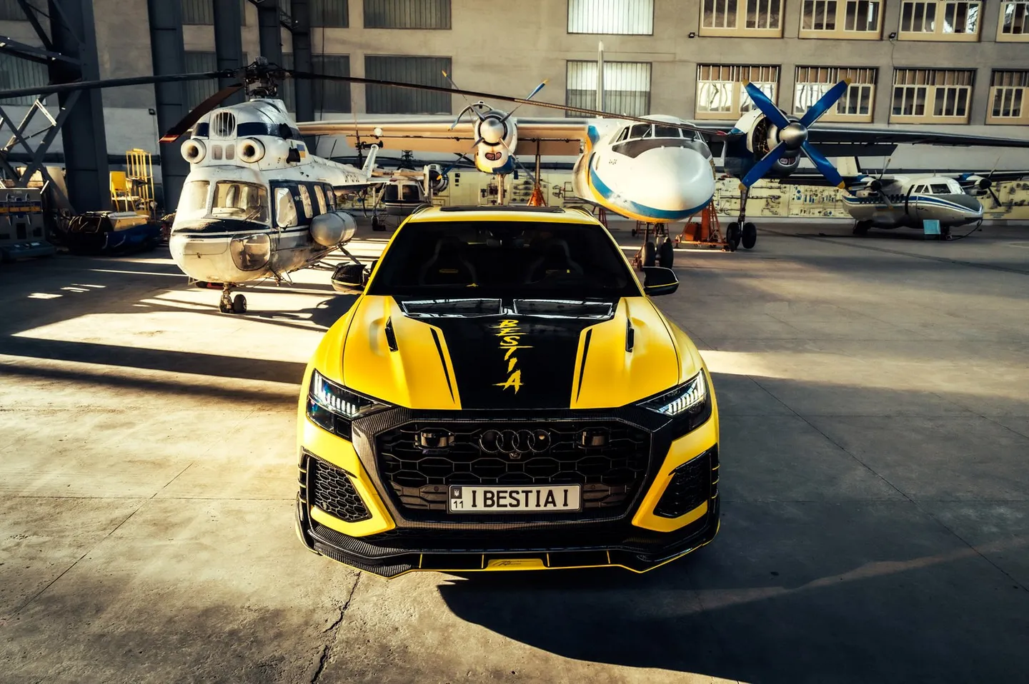 Audi RSQ8 «Bestia» / Фото 24