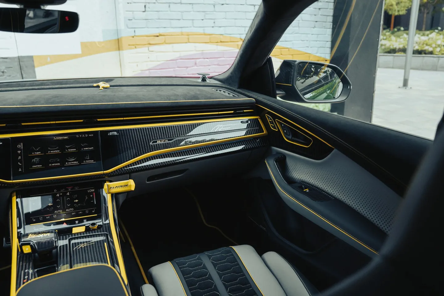 Audi RSQ8 «Bestia» / Фото 43