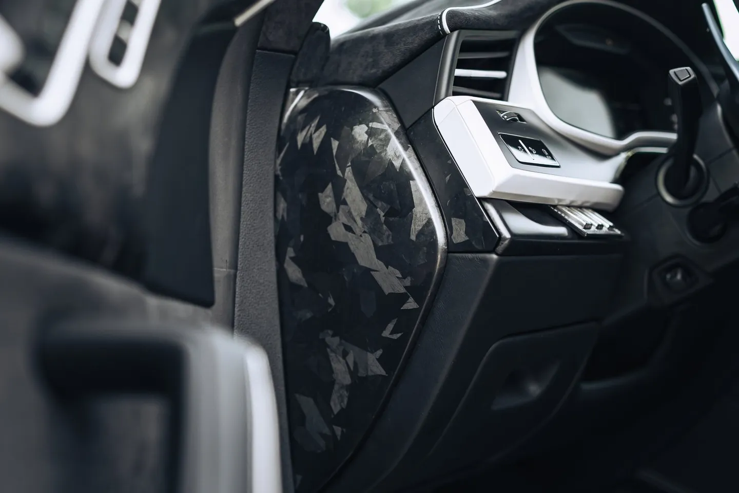 Audi RSQ8 / Фото 62