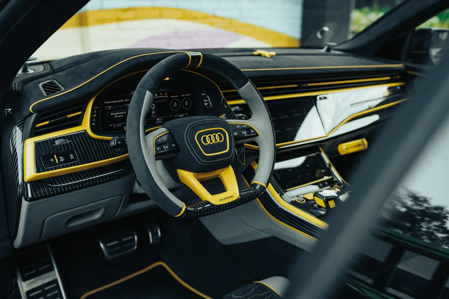 Audi RSQ8 «Bestia» / Фото 36