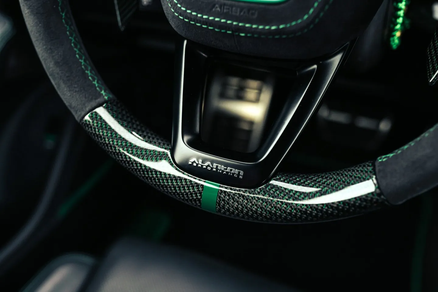 The CAT Project / Audi RS Q8 / Фото 23