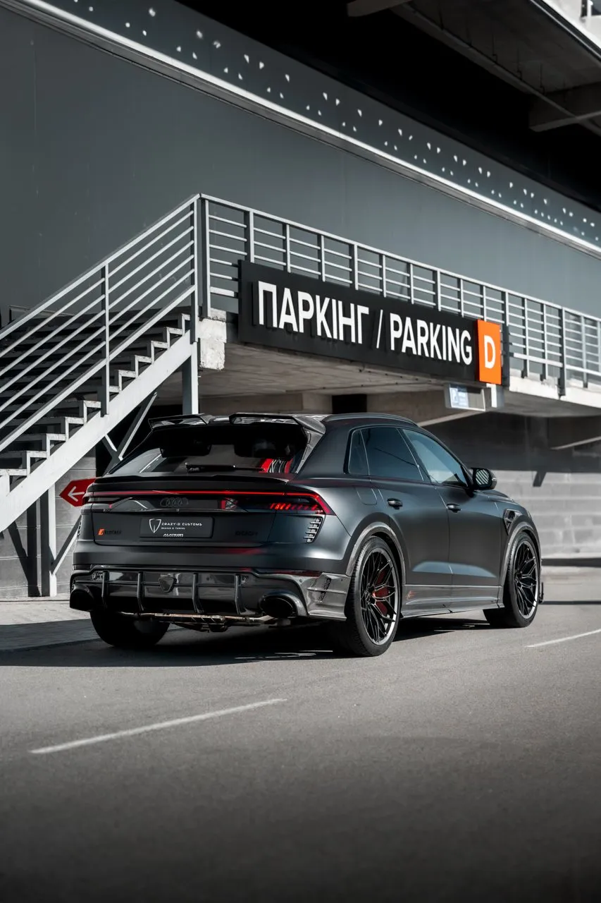 Audi RSQ8 / Фото 32