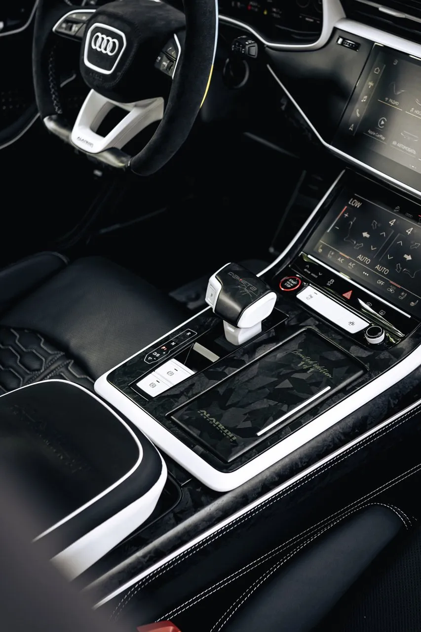 Audi RSQ8 / Фото 77