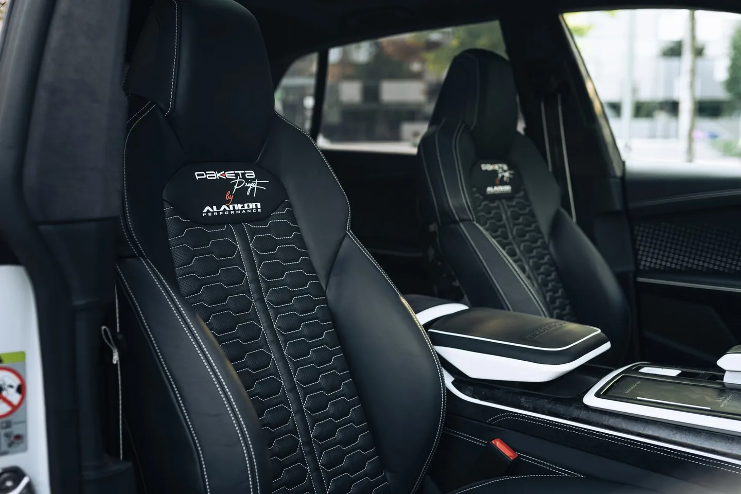 Audi RSQ8 / Фото 68