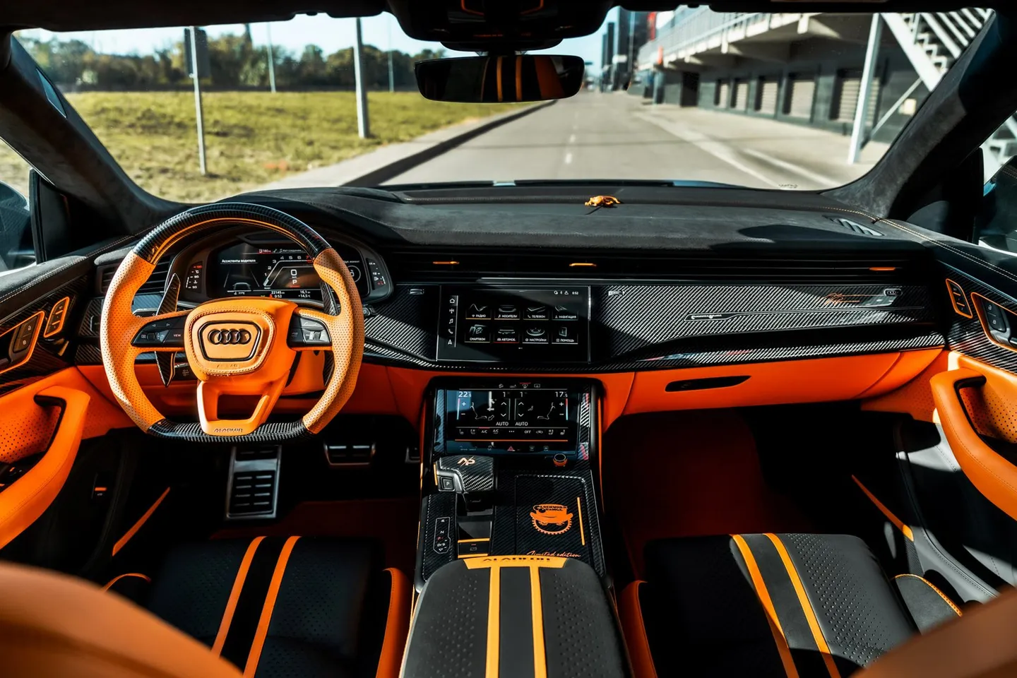 Audi RSQ8 / Фото 67